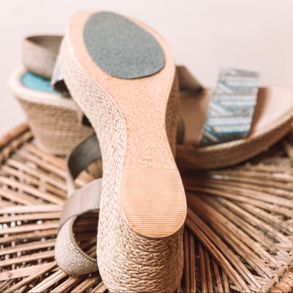 Spring step heels - Picture 3 of 4